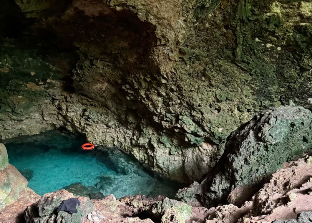 Kuza Cave Tour
